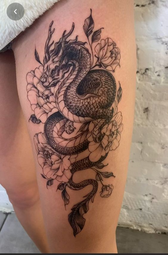 100 top idées de tatouages cuisse pour femme 88