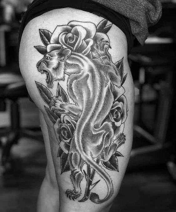 100 top idées de tatouages cuisse pour femme 89