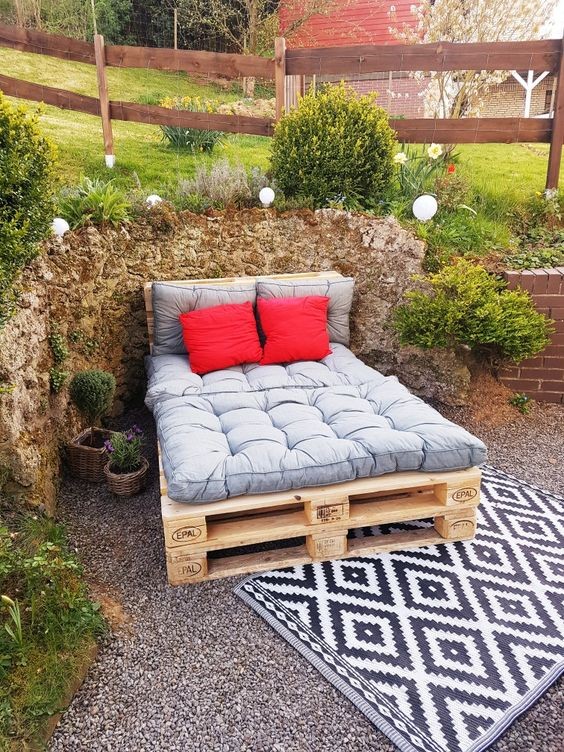 52 top idées pour meubler son jardin avec des palettes 43 52 top idées pour meubler son jardin avec des palettes 43