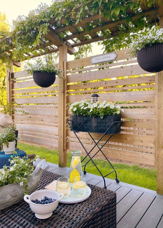 25 brises-vue en bois à refaire avec des palettes 13 25 brises-vue en bois à refaire avec des palettes 13
