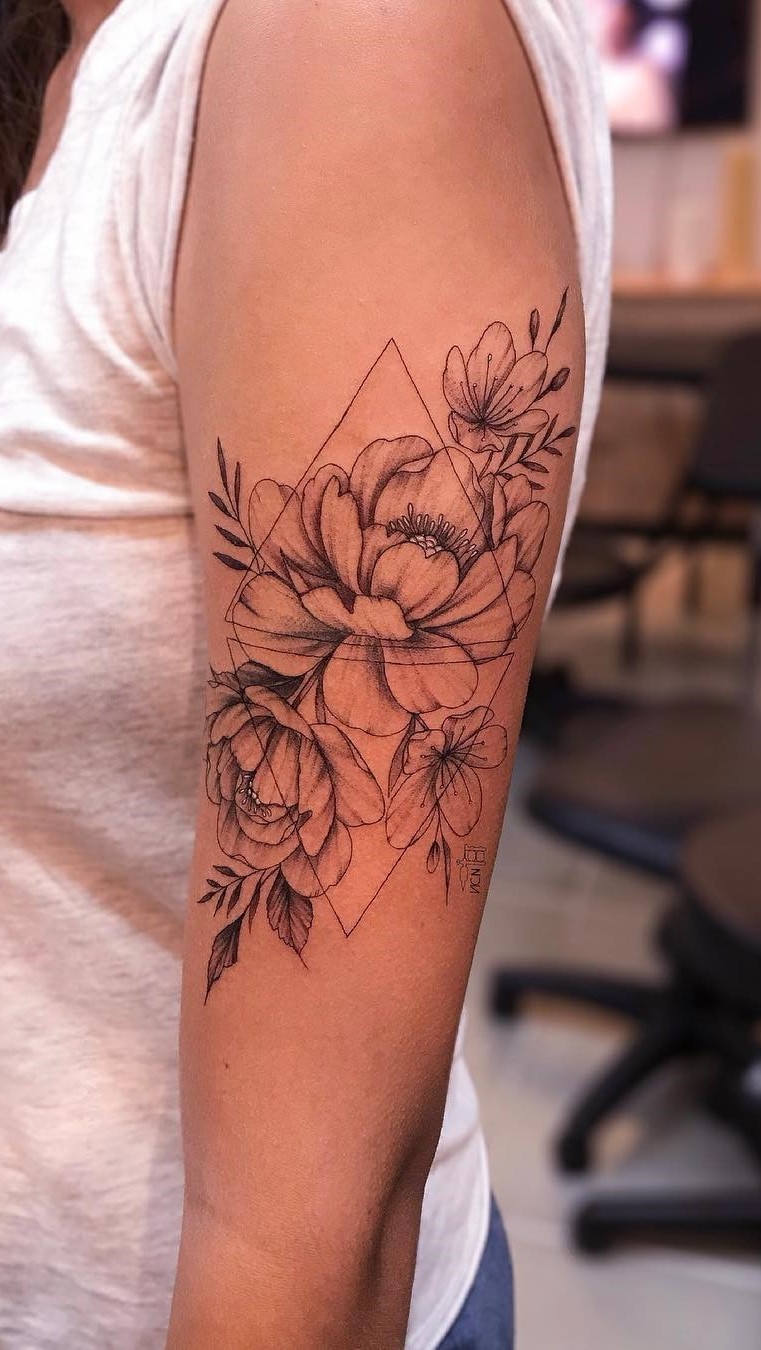 54 top idées de tatouages ???de bras féminins pour s'inspirer 38 54 top idées de tatouages ???de bras féminins pour s'inspirer 38