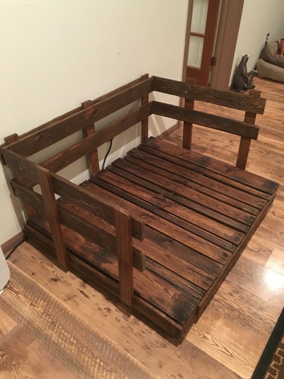 33 niches en bois à refaire à partir de palettes 13 33 niches en bois à refaire à partir de palettes 13