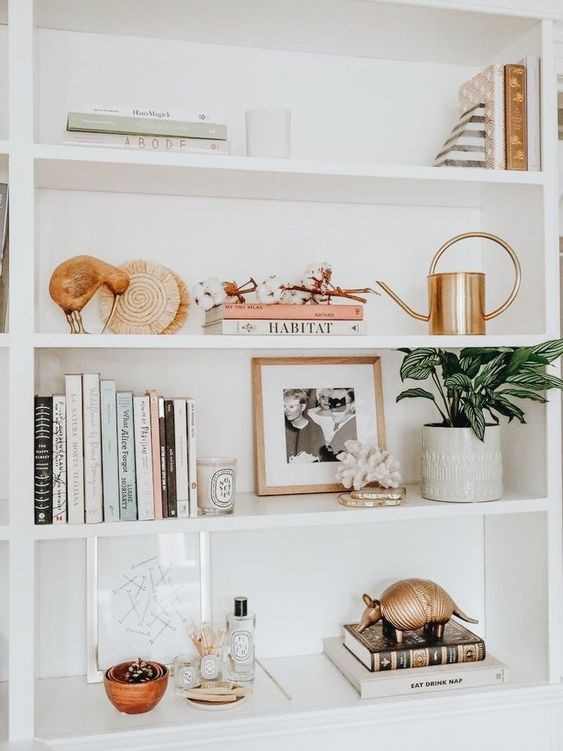 29 top idées d'étagères blanches pour s'inspirer 1 29 top idées d'étagères blanches pour s'inspirer 1
