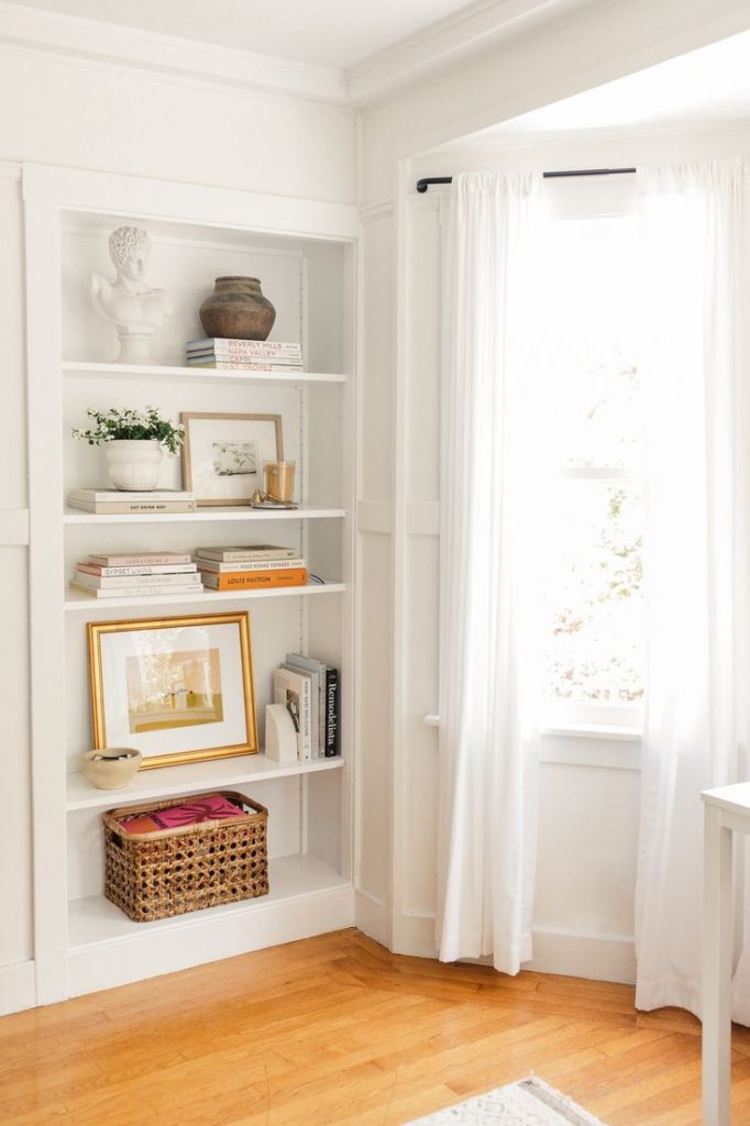 29 top idées d'étagères blanches pour s'inspirer 20