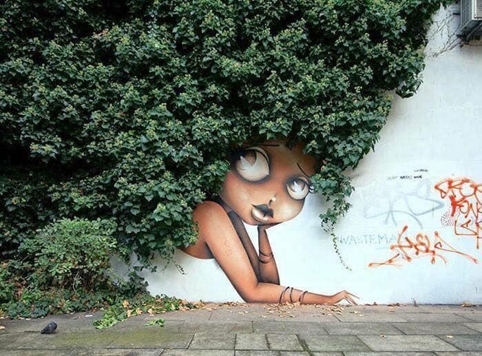 11 idées pour décorer sa palissade avec l'art de rue 2