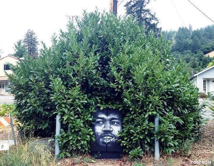 11 idées pour décorer sa palissade avec l'art de rue 9