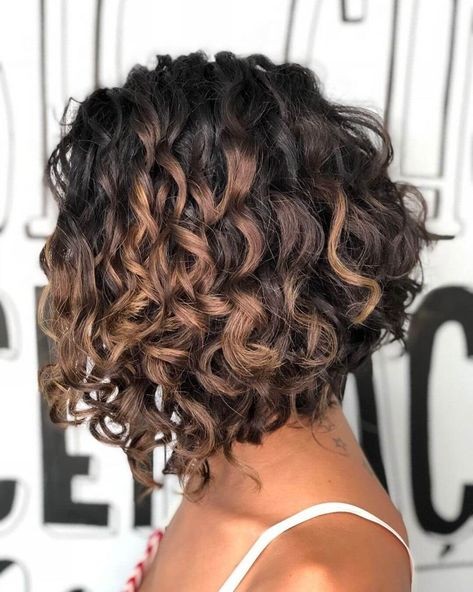 39 Coupes de cheveux pour femme qui font de l'effet 38 39 Coupes de cheveux pour femme qui font de l'effet 38
