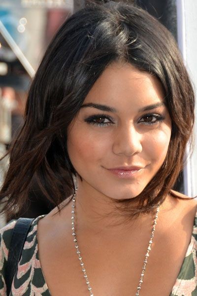 56 Coupes de cheveux mi-long qui rendent une femme irrésistible 19
