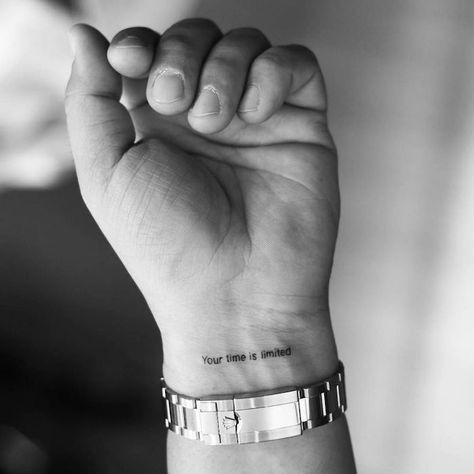 48 petits tatouages homme qui vont vous faire craquer 23 48 petits tatouages homme qui vont vous faire craquer 23