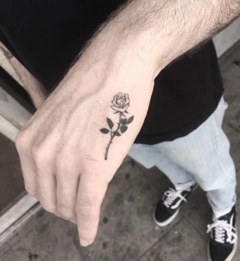48 petits tatouages homme qui vont vous faire craquer 29 48 petits tatouages homme qui vont vous faire craquer 29