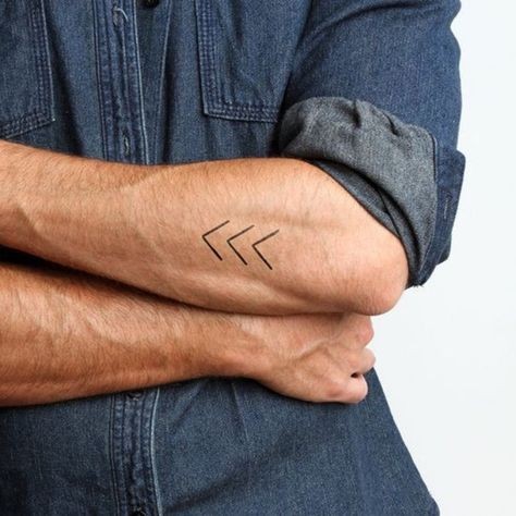 48 petits tatouages homme qui vont vous faire craquer 31 48 petits tatouages homme qui vont vous faire craquer 31