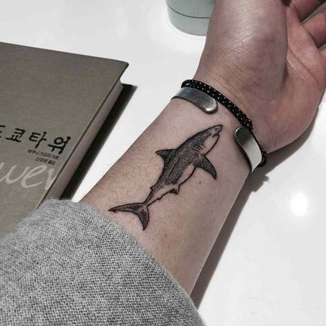 48 petits tatouages homme qui vont vous faire craquer 43 48 petits tatouages homme qui vont vous faire craquer 43