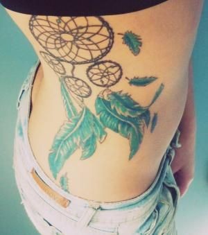 36 tatouages cote femme pour sublimer une cote 19