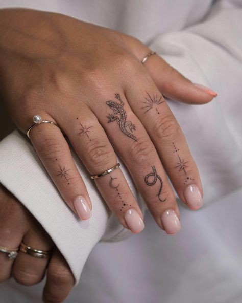 38 tatouages doigt femme et leurs significations 28