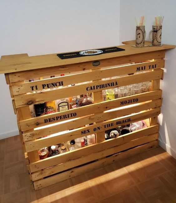 Les 26 plus beaux bars et barbecues en palettes 4 Les 26 plus beaux bars et barbecues en palettes 4