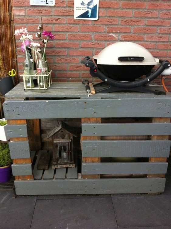 Les 26 plus beaux bars et barbecues en palettes 17 Les 26 plus beaux bars et barbecues en palettes 17