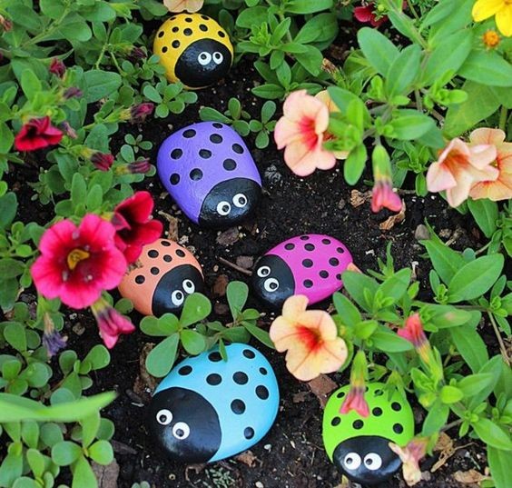 20 décorations de jardin à réaliser avec de simples pierres 9 20 décorations de jardin à réaliser avec de simples pierres 9