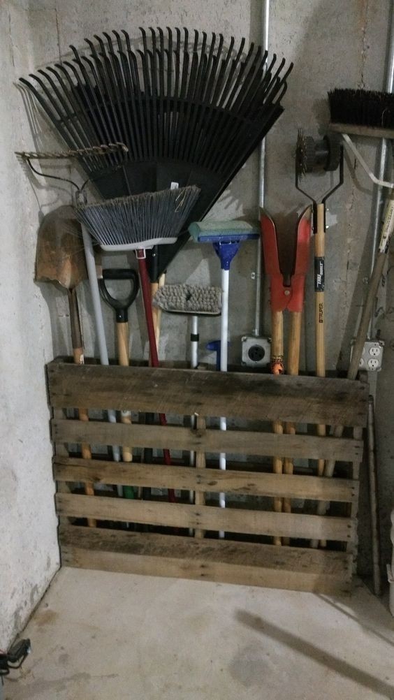 22 idées pour des outils de jardin bien rangés 21 22 idées pour des outils de jardin bien rangés 21