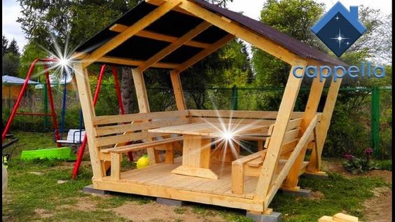 25 idées de tables de jardin avec bancs et toits en bois 11