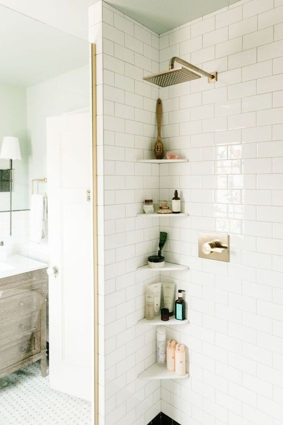 31 idées pour gagner de la place dans une petite salle de bain 2