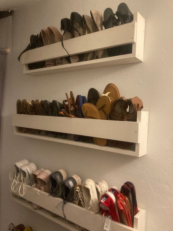 9 Étagères à chaussures verticales en bois 5 9 Étagères à chaussures verticales en bois 5