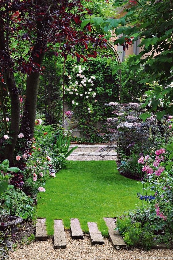34 exemples de déco de petits jardins réussies 17 34 exemples de déco de petits jardins réussies 17