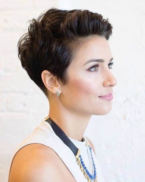77 coupes de cheveux courtes pour rajeunir en un coup de ciseaux 66