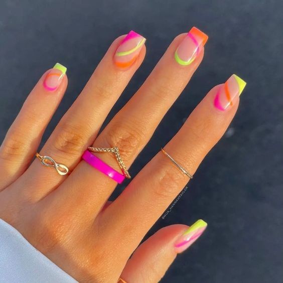 38 magnifiques inspirations d'ongles pour cet été 24 38 magnifiques inspirations d'ongles pour cet été 24