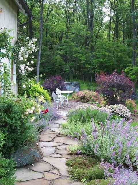 100 incroyables idées de chemins de jardin en pierres 83