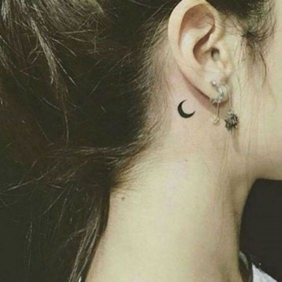 100 Tatouages derrière l'oreille mignons pour femme 39