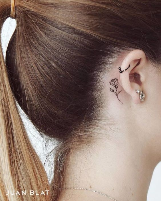 100 Tatouages derrière l'oreille mignons pour femme 47