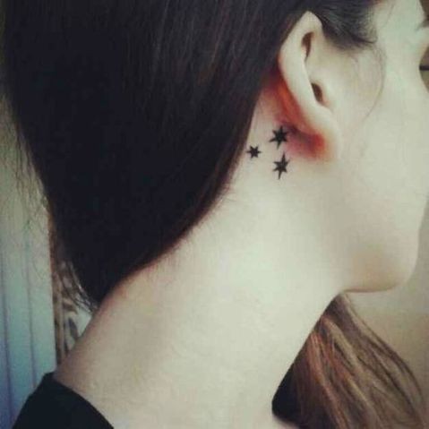 100 Tatouages derrière l'oreille mignons pour femme 49