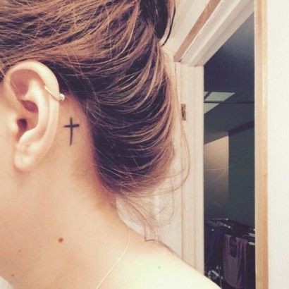 100 Tatouages derrière l'oreille mignons pour femme 53