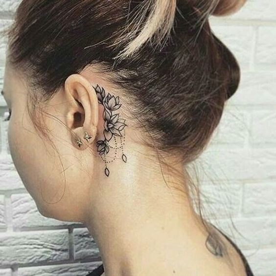 100 Tatouages derrière l'oreille mignons pour femme 68