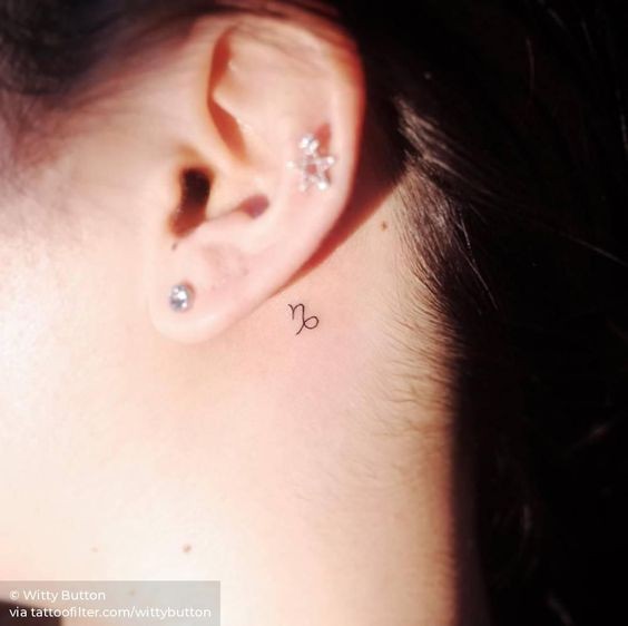 100 Tatouages derrière l'oreille mignons pour femme 76