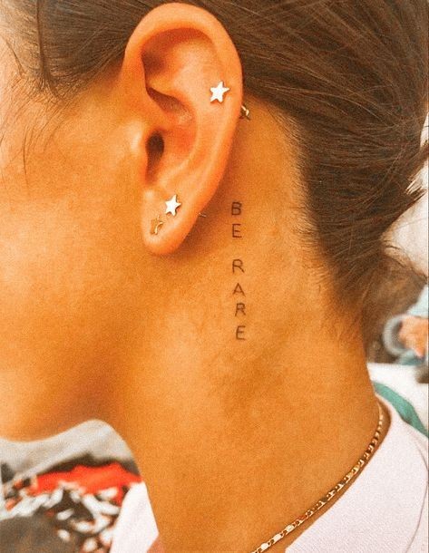 100 Tatouages derrière l'oreille mignons pour femme 81