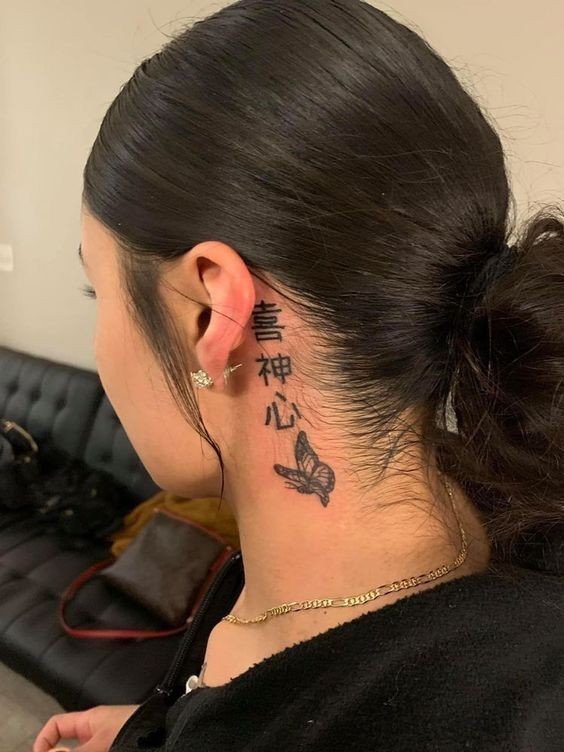 100 Tatouages derrière l'oreille mignons pour femme 92