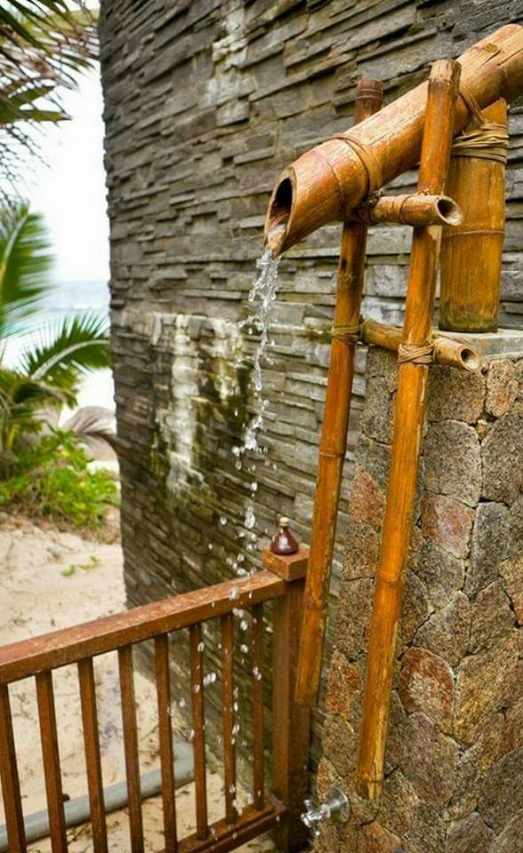 13 idées de douches de jardin à faire soi-même 11