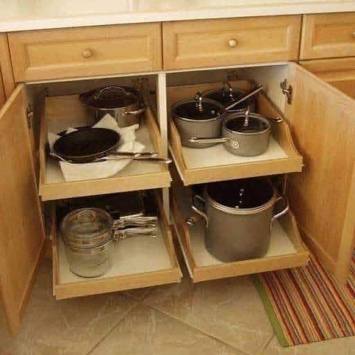 15 idées pour créer du rangement pratique sous l'évier 14