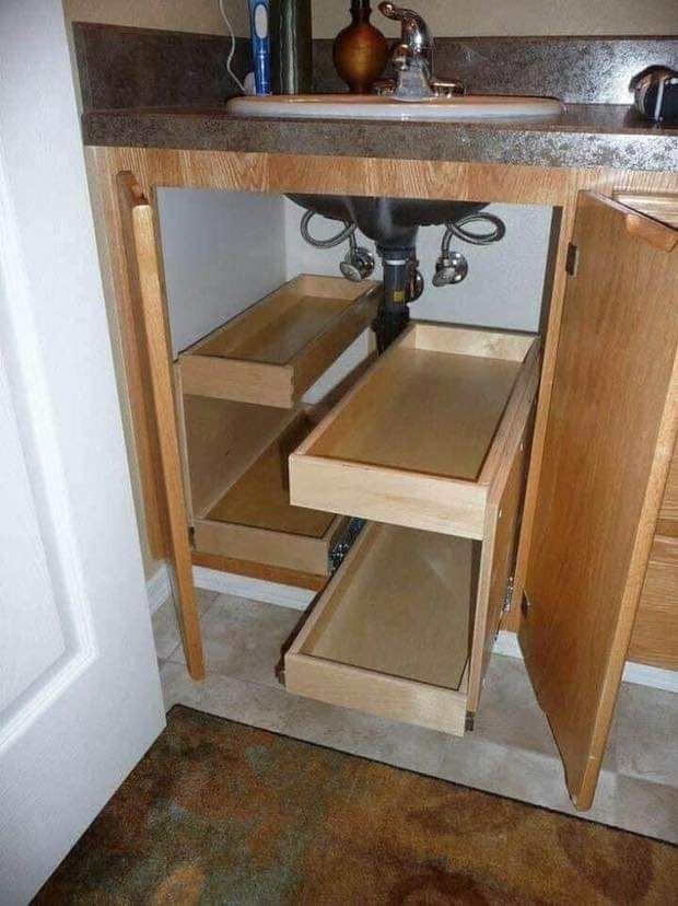 15 idées pour créer du rangement pratique sous l'évier 1