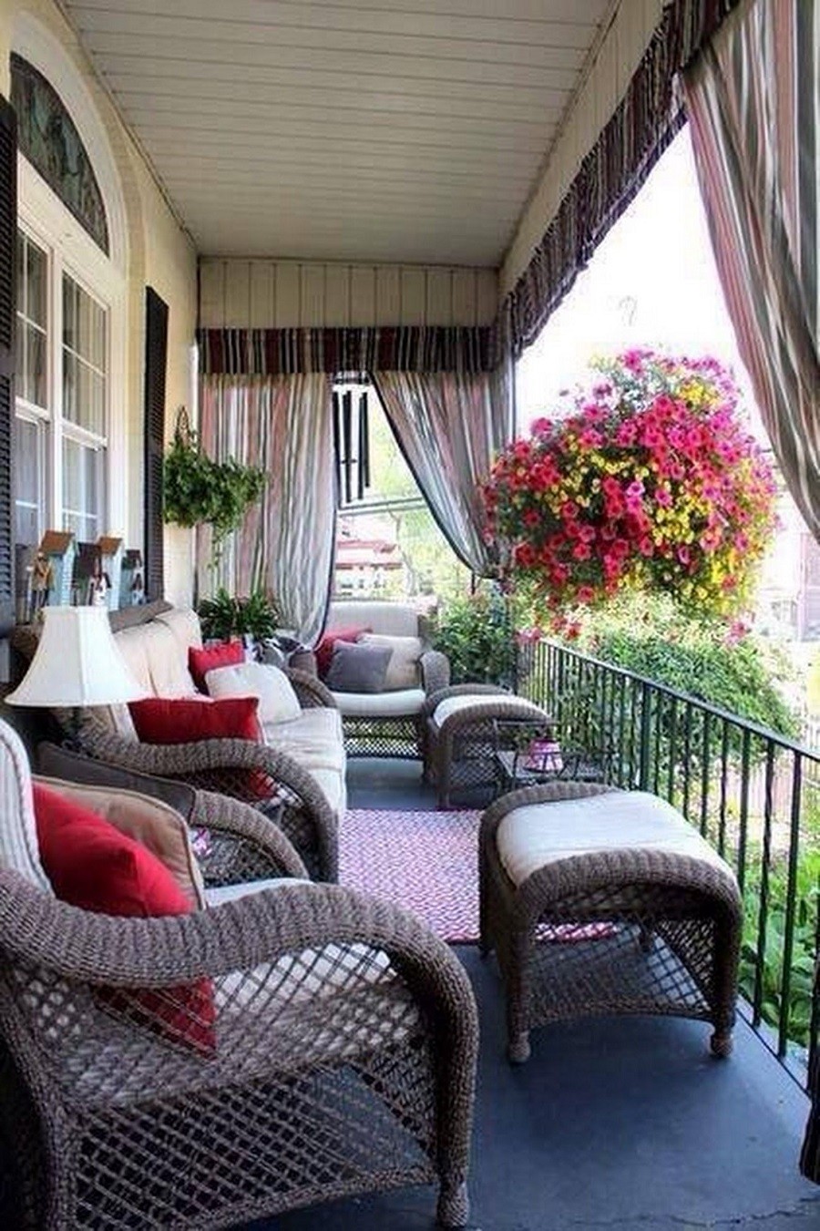 20 superbes idées pour décorer votre balcon avec des fleurs 8 20 superbes idées pour décorer votre balcon avec des fleurs 8