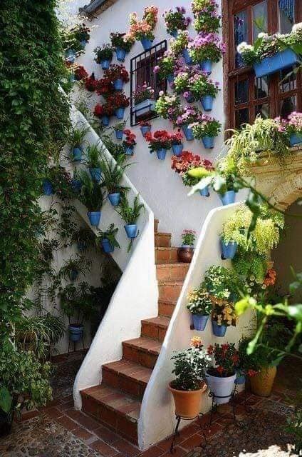 21 idées de supports pour pots de fleurs 8 21 idées de supports pour pots de fleurs 8