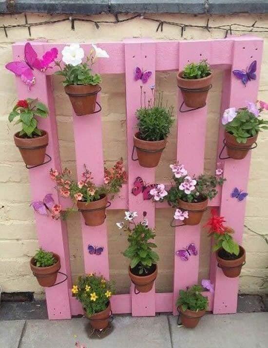 21 idées de supports pour pots de fleurs 9 21 idées de supports pour pots de fleurs 9