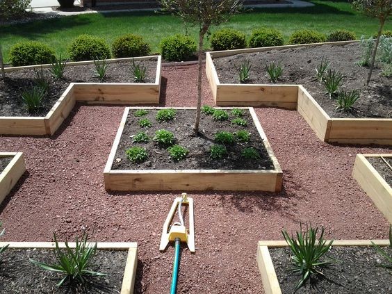 21 idées de carrés potager à faire soi-même avec du bois 16 21 idées de carrés potager à faire soi-même avec du bois 16
