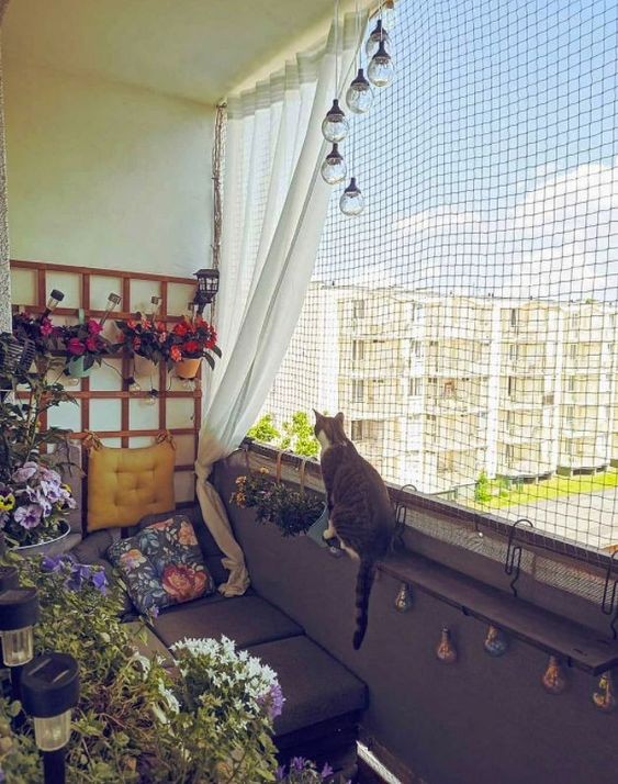 28 idées de tables pour balcon pour bien recevoir vos amis 15