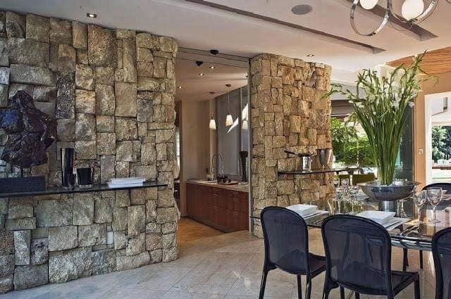 33 idées parfaites pour décorer les murs avec des pierres et des briques 5
