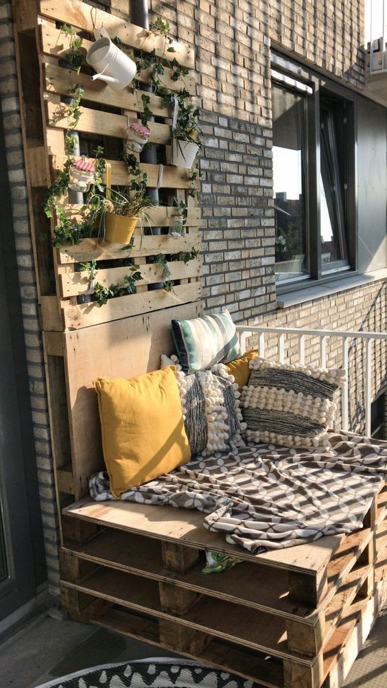 38 idées pour décorer une petite terrasse avec des palettes 1 38 idées pour décorer une petite terrasse avec des palettes 1