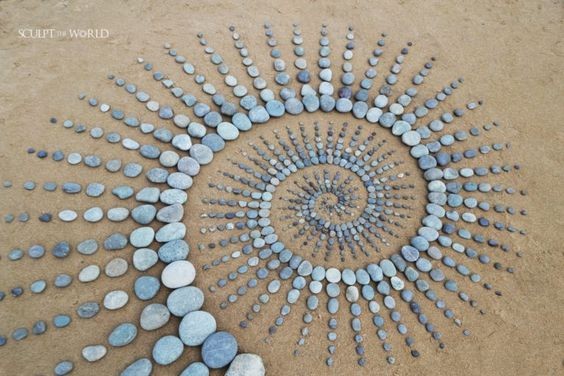 47 idées d'art à faire avec des galets sur la plage cet été 42