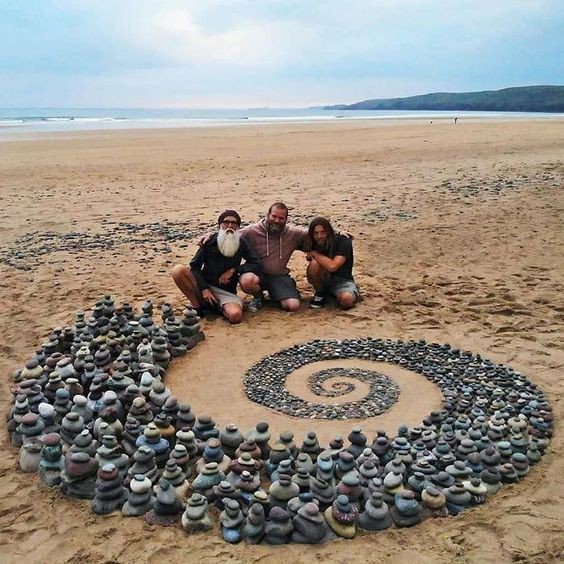 47 idées d'art à faire avec des galets sur la plage cet été 44