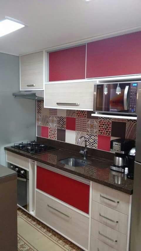 41 idées de décorations d'intérieur avec des tons rouges 6